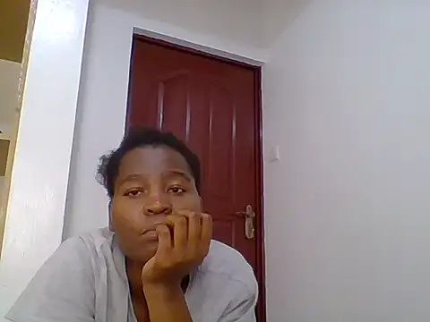 Queen_samaa live cam on StripChat