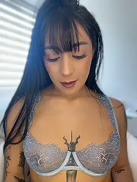 keilelewis live cam on StripChat