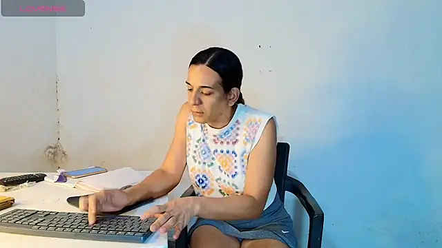 Oh_Tique webcam