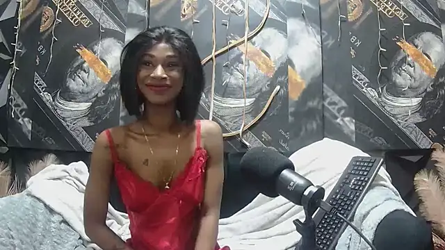 Lilmisbaddyxxx webcam