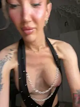 Allana29
