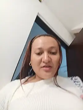 Honey-Hips webcam