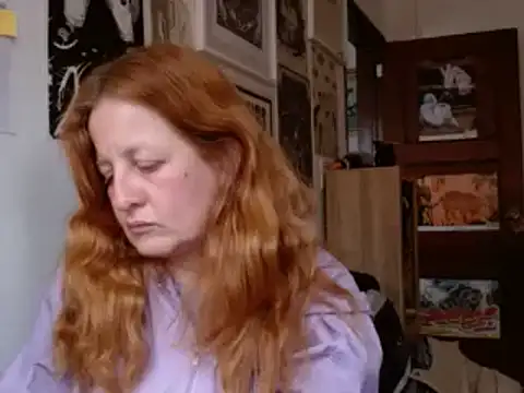 ViioletaMora live cam on StripChat