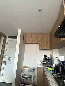 valery_mora webcam