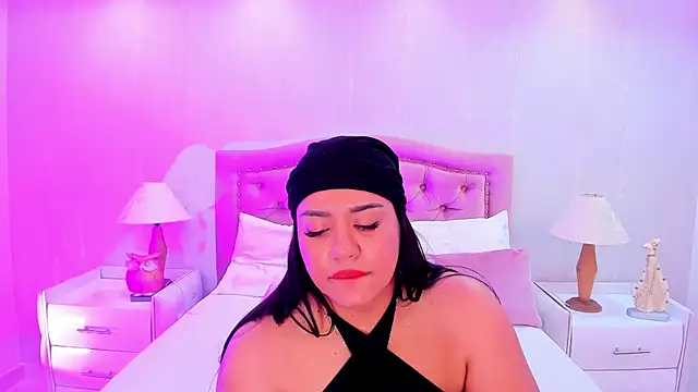 SienaWild live cam on StripChat