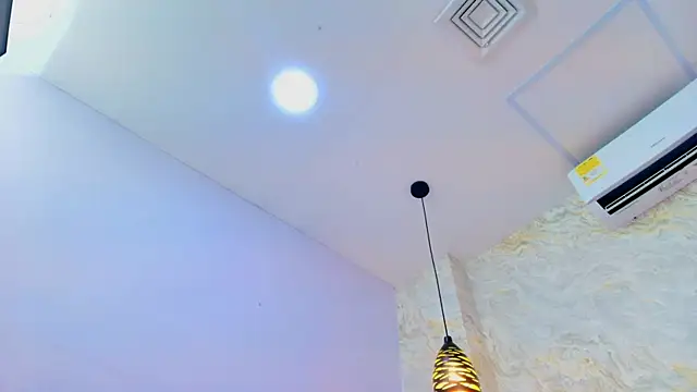 ariana_florez_ live cam on StripChat