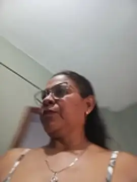 Crystal_Lovee webcam