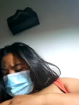 Artinah22 webcam