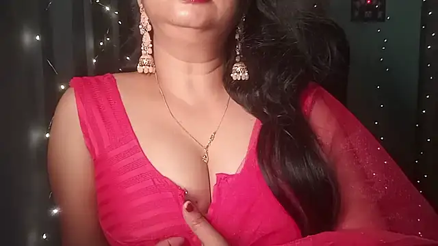 Secret_Dessire live cam on StripChat