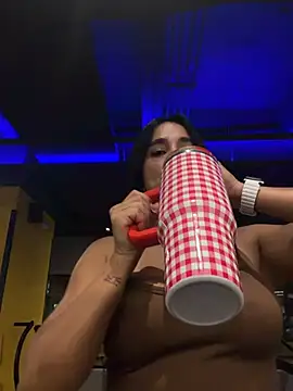 RoseOnYou live sex cam