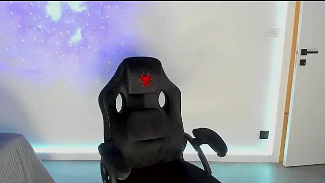 BadBoyVibes84 webcam