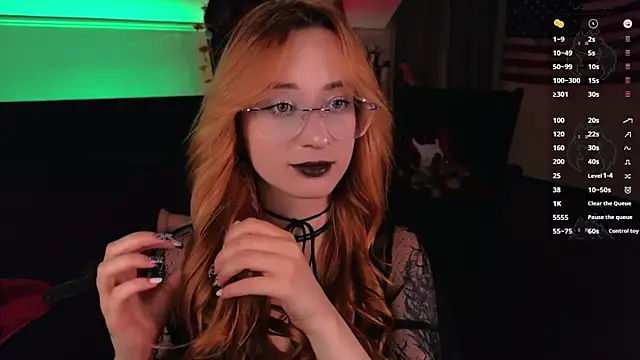 WICKEDEMBER live cam on StripChat