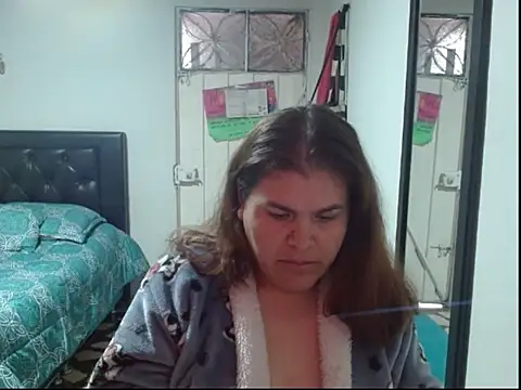 Pao_vi live cam on StripChat