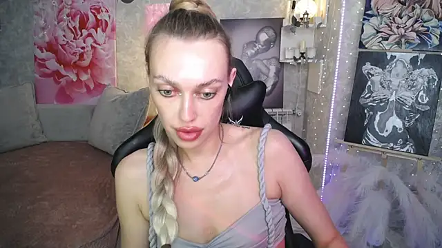 nickyadamidi - NickyAdamidi's free webcam - UK Sex Cams