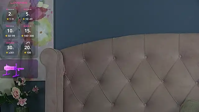 ZoeSkyee webcam