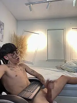 Tommy_valverde webcam