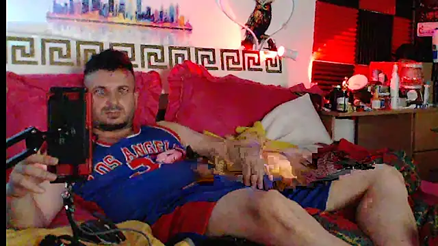 Hugec0ck007 live cam on StripChat