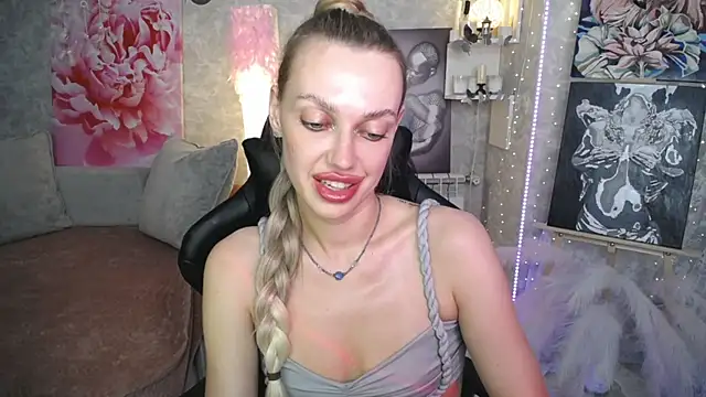 nickyadamidi - NickyAdamidi's free webcam - UK Sex Cams
