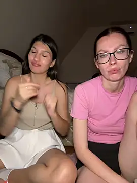 RussianGirls_ live cam on StripChat