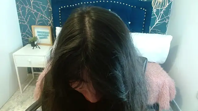 Allyshon_ live cam on StripChat