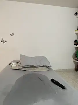 agathaxxx-69 live cam on StripChat