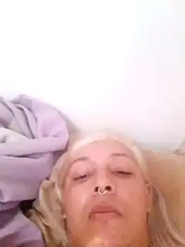 transgirl26 - Transgirl26's free webcam - UK Sex Cams