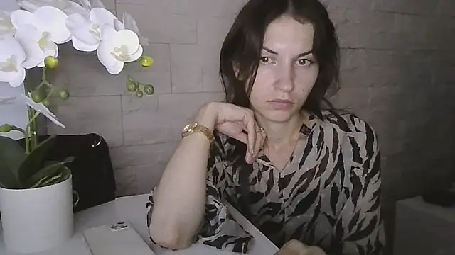 julialovely - JuliaLovely's free webcam - UK Sex Cams