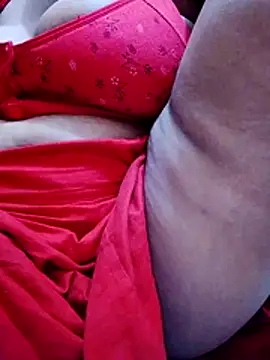 mimma_-_aara live cam on StripChat