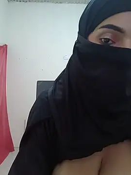 aminaa_ live cam on StripChat