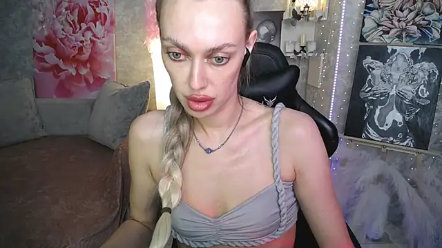 NickyAdamidi webcam