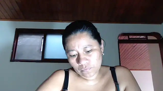 adrixxx38 webcam