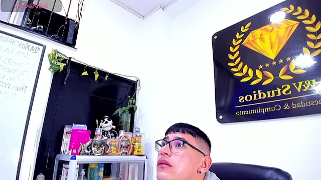 Alexx_bigcockk