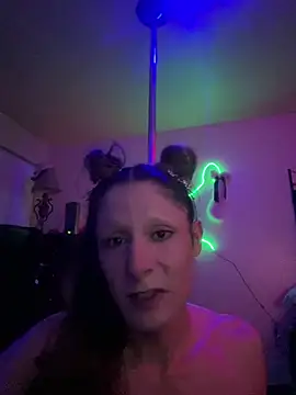 Model: spoilbadkittynow