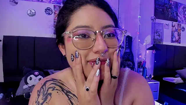 sabrinav_ (F teen) - plug anal