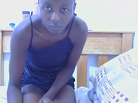 zuhura69 webcam