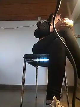 JessiDovee webcam