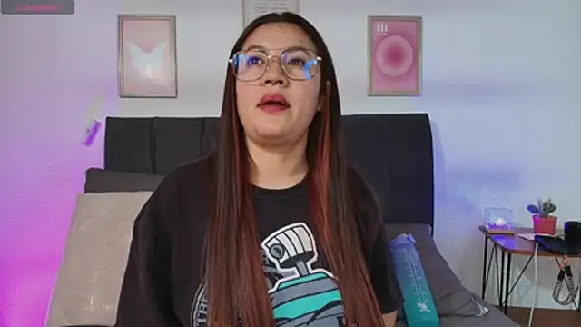 samm_curvy webcam