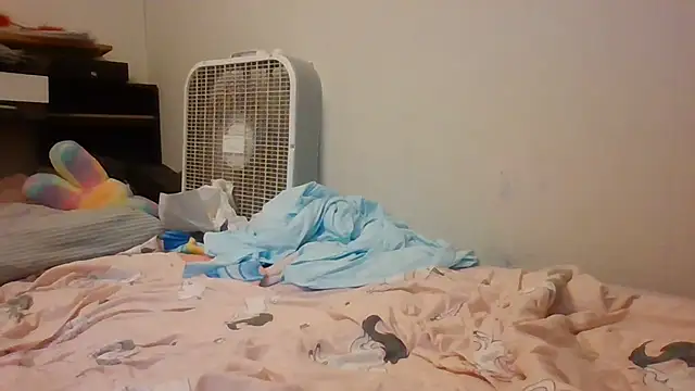starlight1983 live cam on StripChat