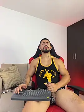 Ezzio_Scolaro live cam