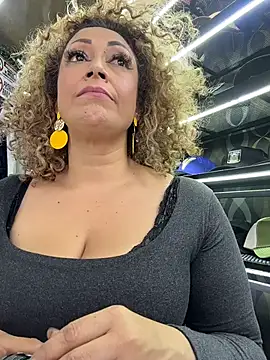 Katti_Barrera webcam