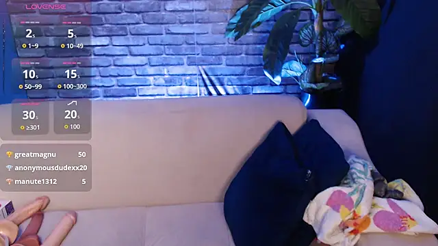 kenda_hot_ live cam on StripChat