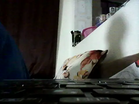 Temptykitty webcam