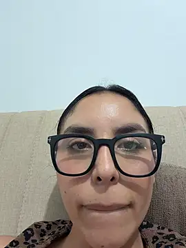 _miaquevedo_ webcam
