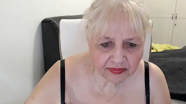 SusiLifeXXX live cam on StripChat