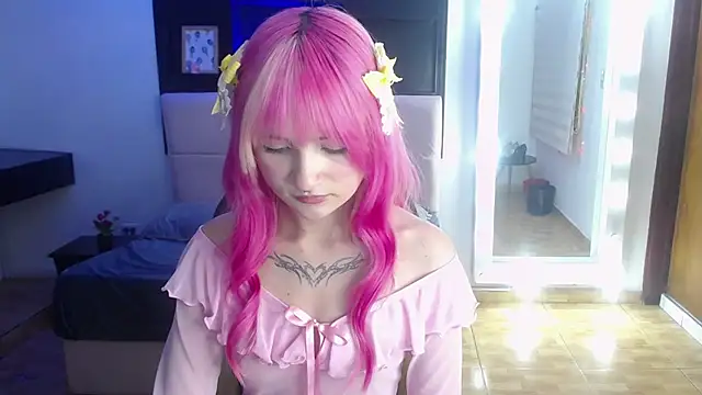 _Charlotte_Collins_ live cam on StripChat