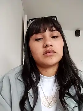 Emily-7 webcam