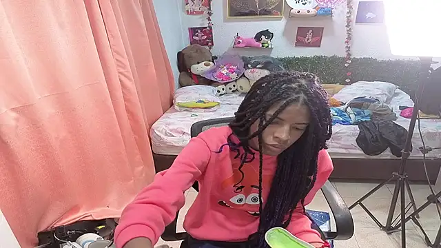 thianahorny webcam