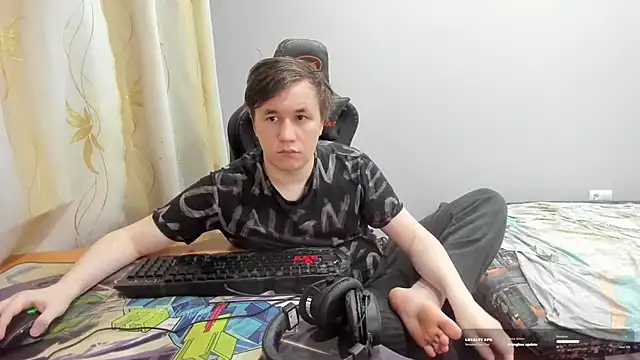 iliaskrislove - Iliaskrislove's free webcam - UK Sex Cams