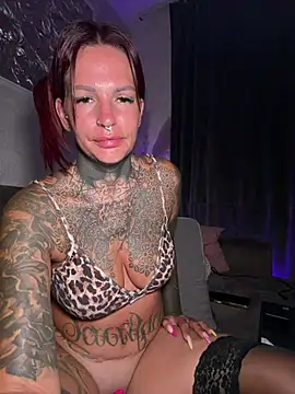 AileenInkOfficial live cam