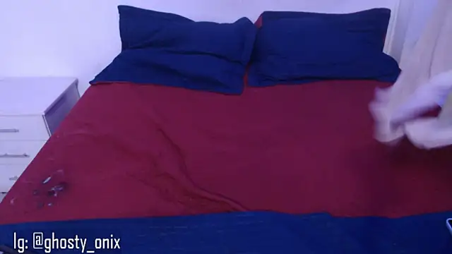 onixandghosty1 webcam